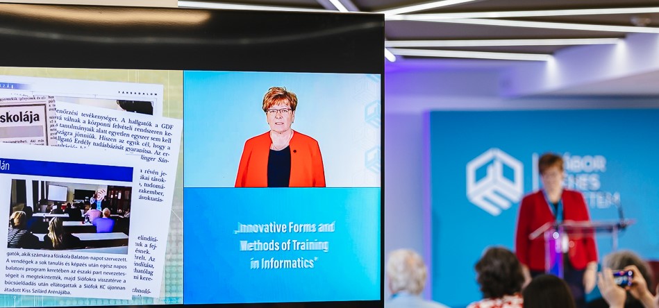 Hír bélyegképe: GDE Digitális Oktatásmódszertani Nemzetközi Konferencia - technológiai innovációk az oktatás fejlesztéséért